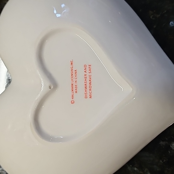 Cute little heart dish - Picture 3 of 3